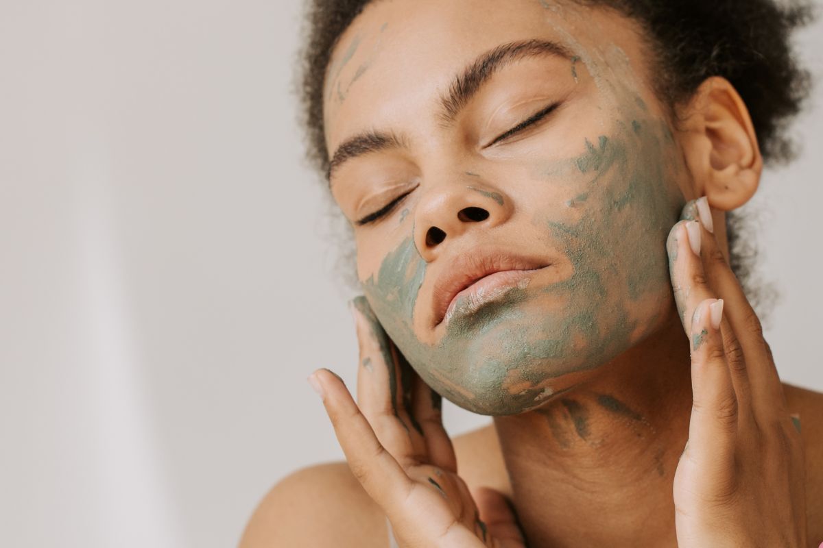 Bentonite clay
