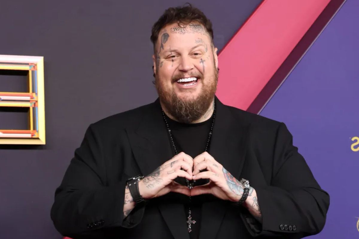  How Much does Jelly Roll Weigh