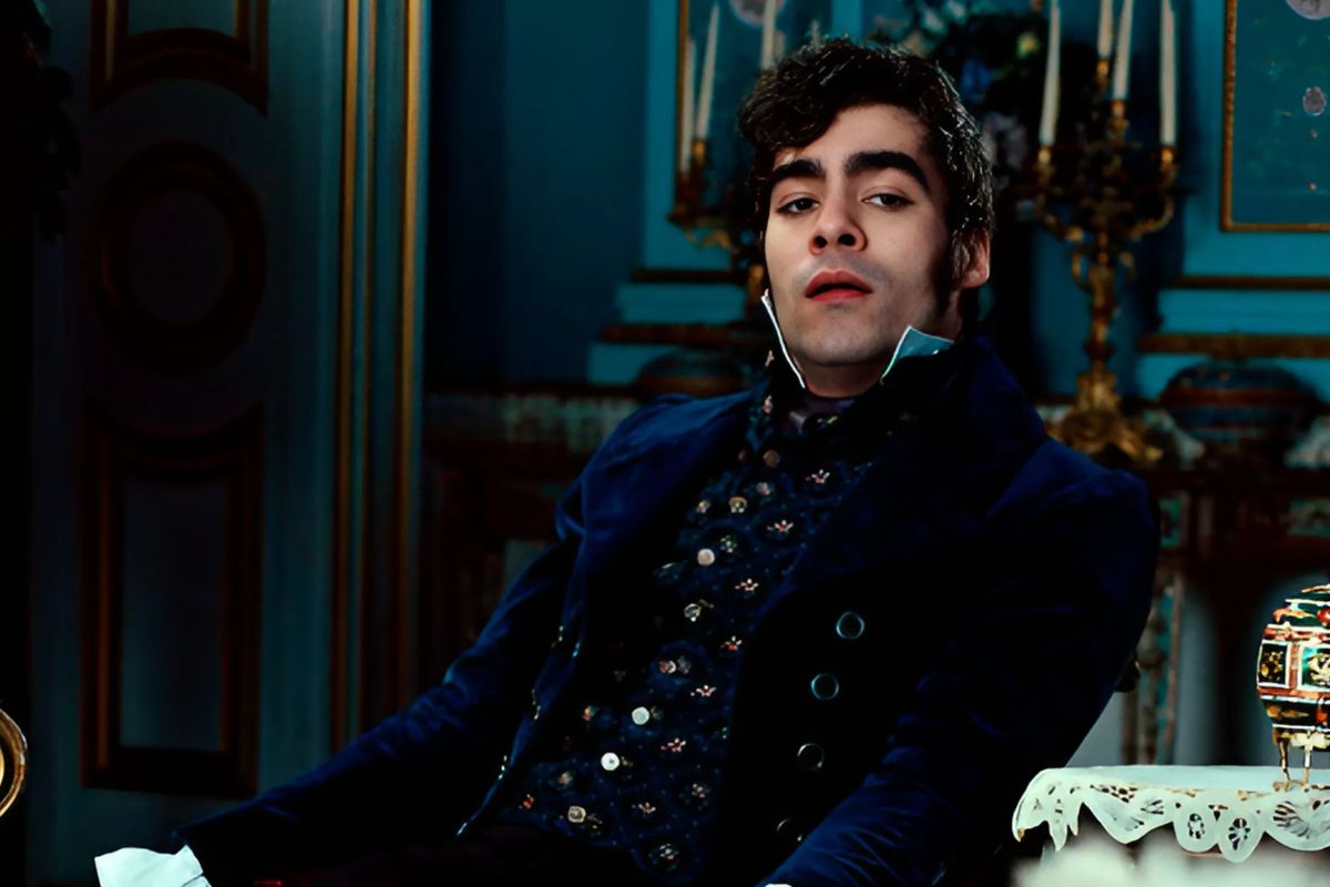 Seamus Dillane Queen Charlotte