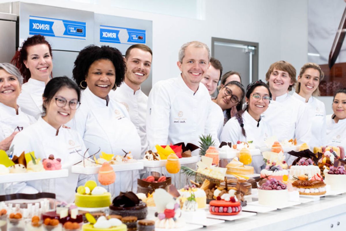 Pastry Academy Amaury Guichon price