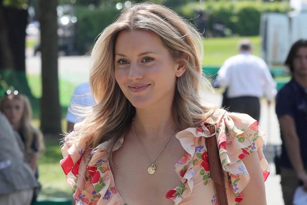 Caggie Dunlop Made in Chelsea