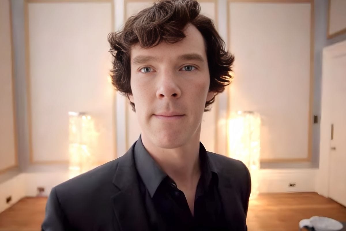 Benedict Cumberbatch as Sherlock