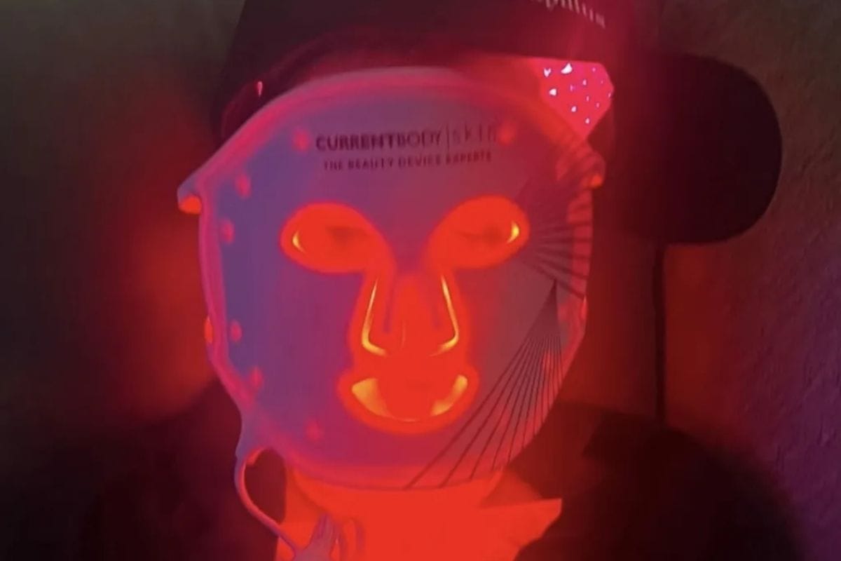 Kim Kardashian (LED Mask)