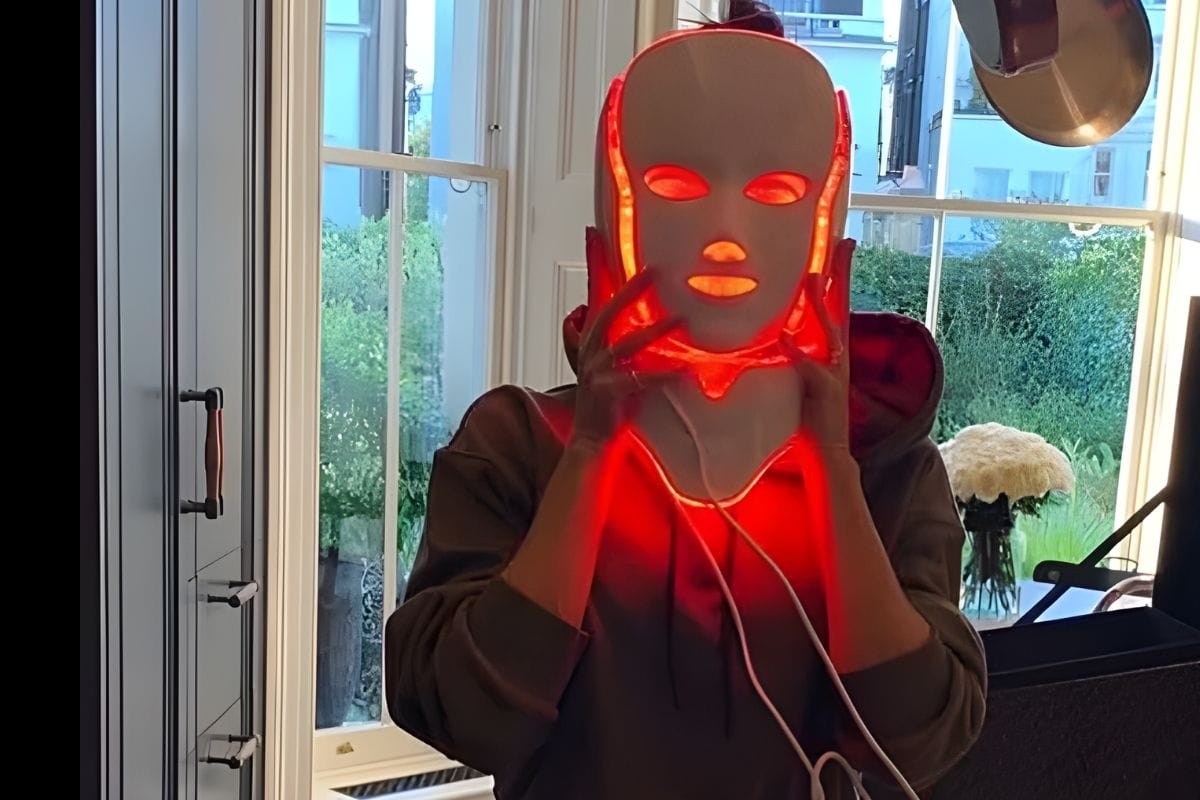 Victoria Beckham (LED Mask)