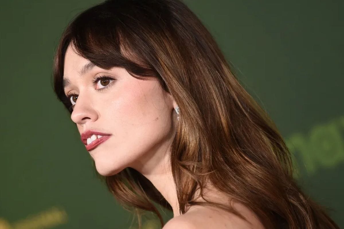 Aimee Lou Wood Crooked Teeth