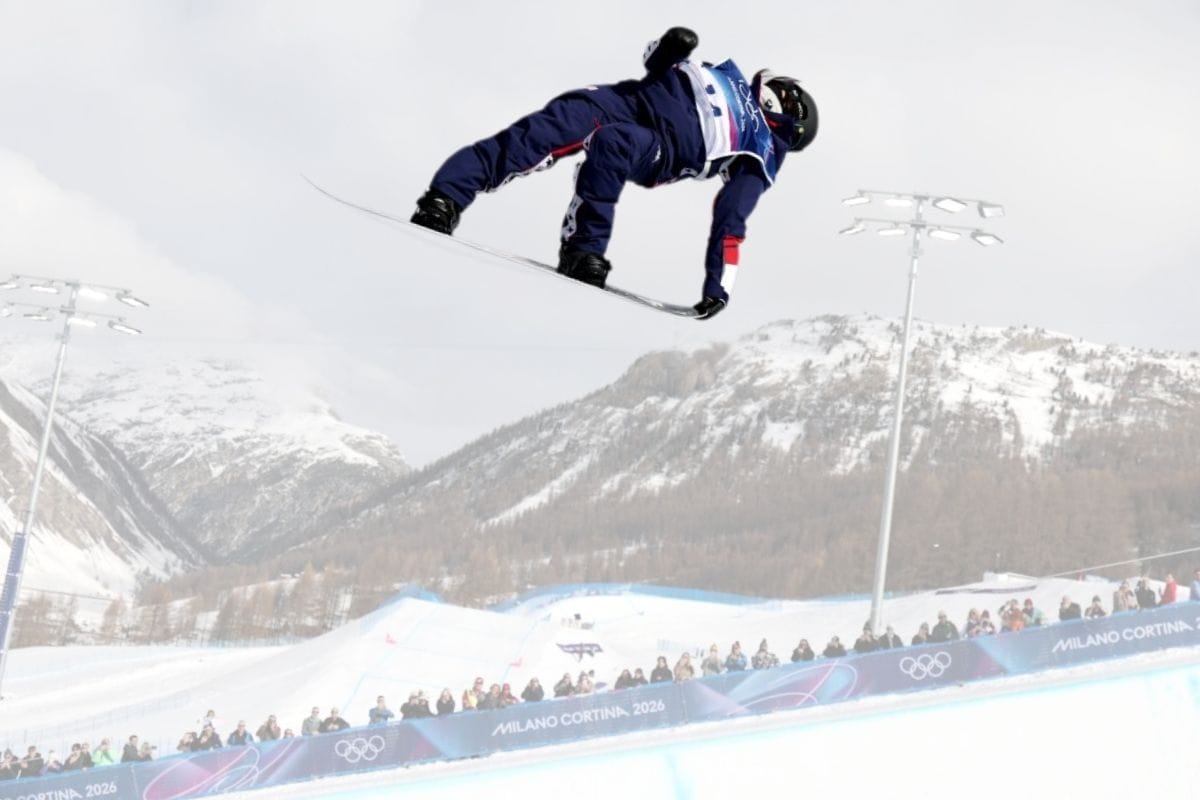 Snowboard icon Chloe Kim