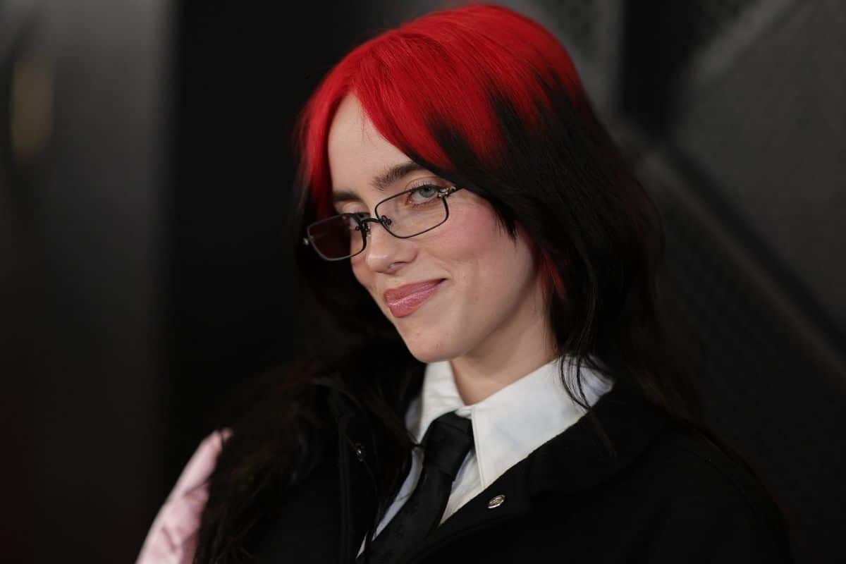 Billie Eilish cherry red root hair